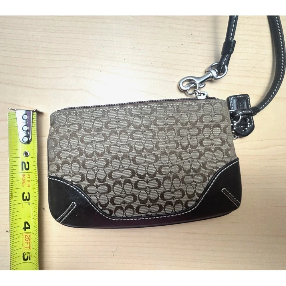 Coach Vintage 6319 Mini Signature Skinny Wristlet Khaki Brown Leather Canvas Y2K